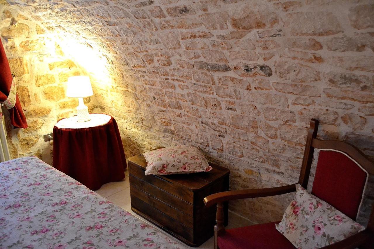Converse Fra I Trulli Альберобелло Экстерьер фото